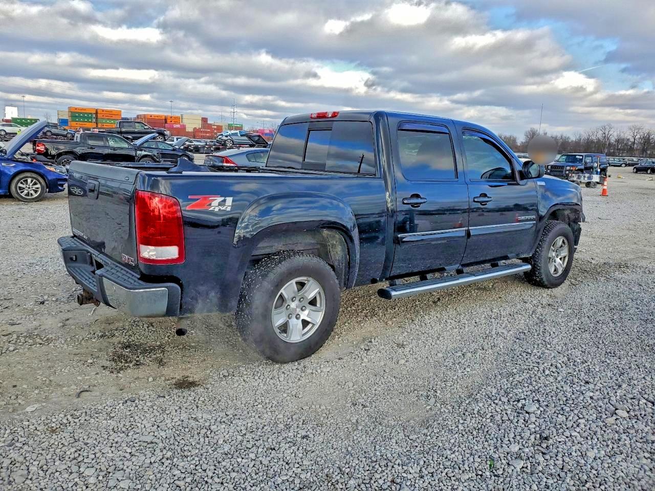 2012 GMC SIERRA K1500 SLT photo 3