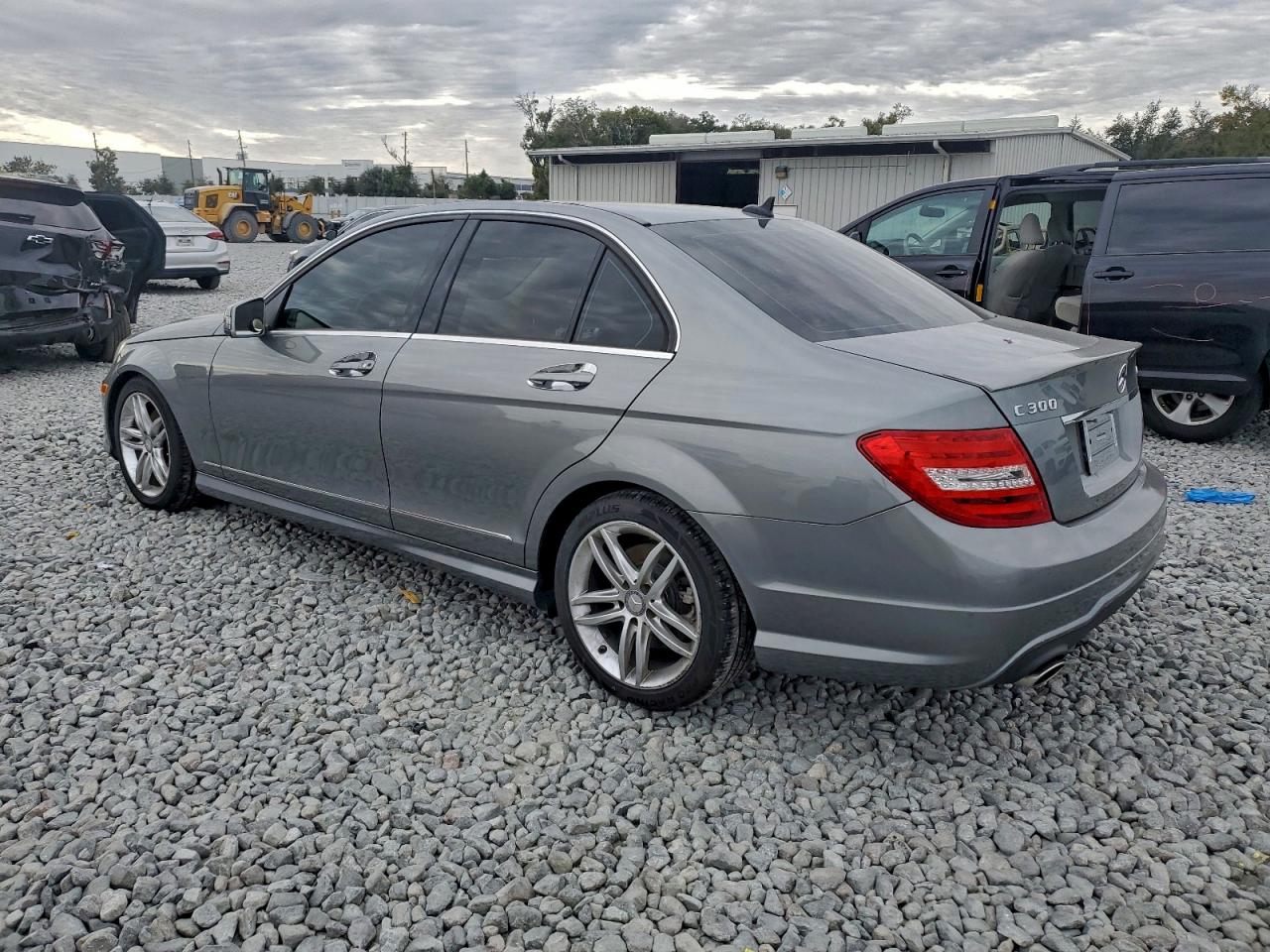2013 MERCEDES-BENZ C 300 4MATIC photo 2