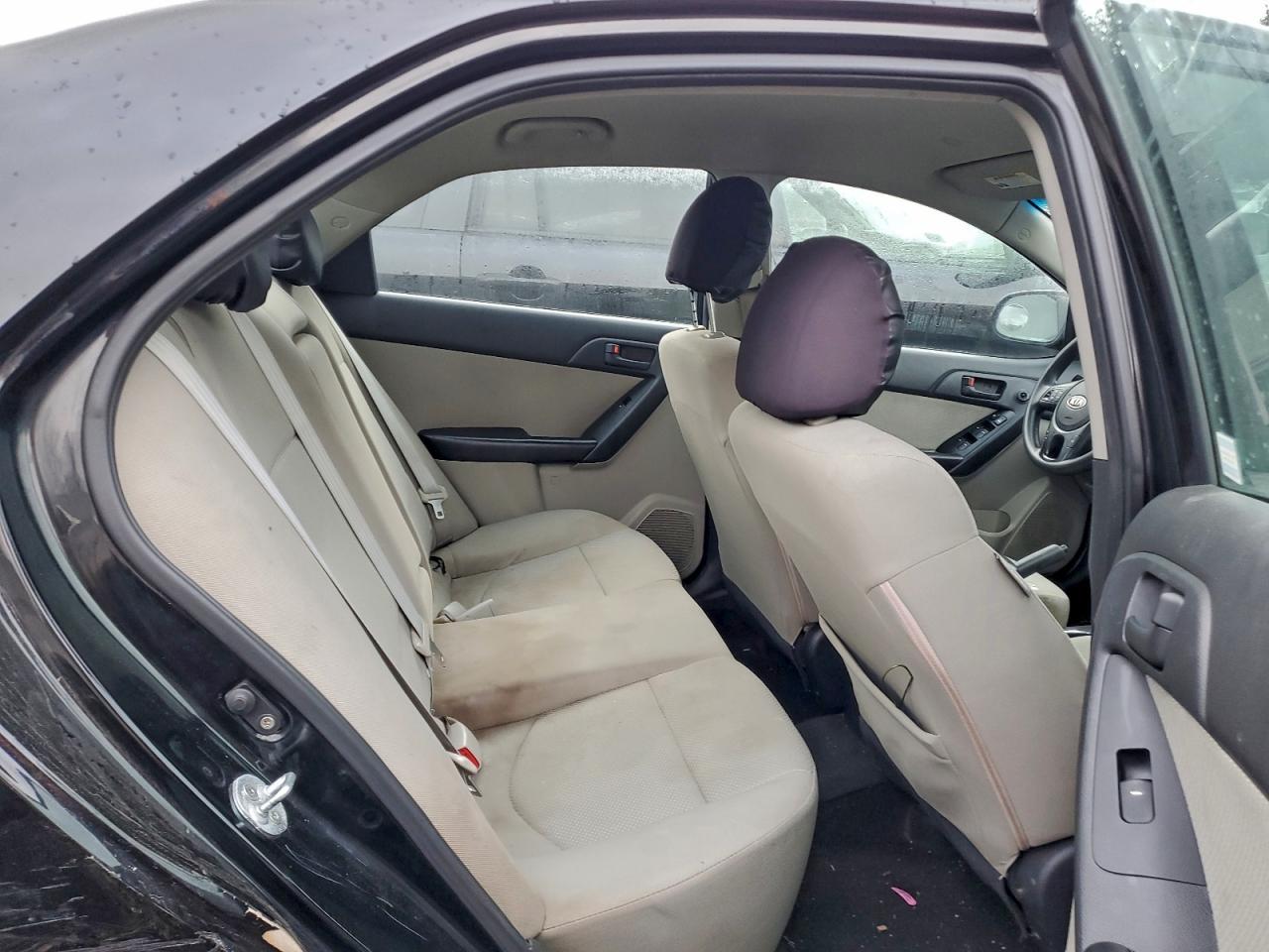 2012 KIA FORTE EX photo 10
