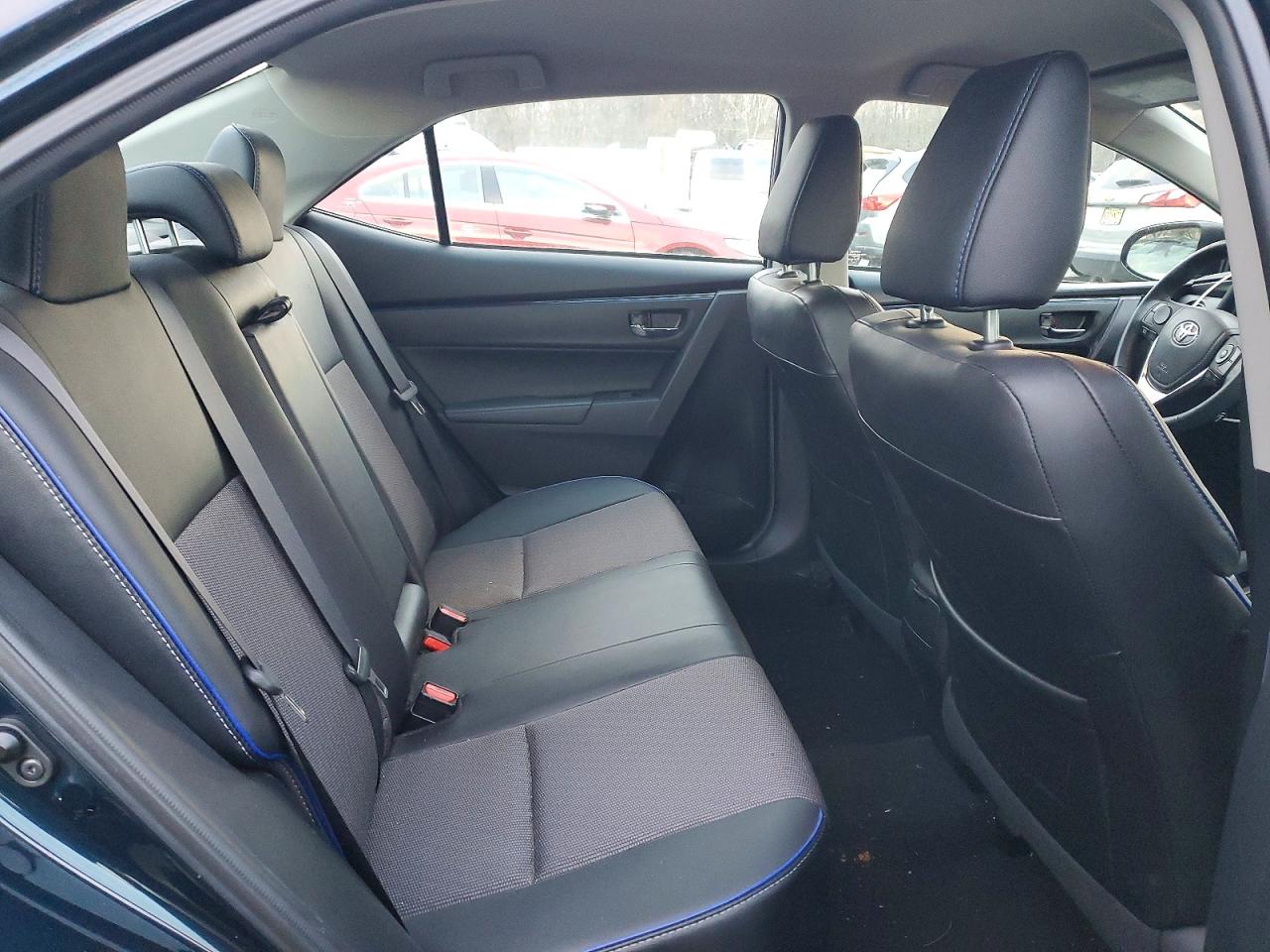 2017 TOYOTA COROLLA L photo 10