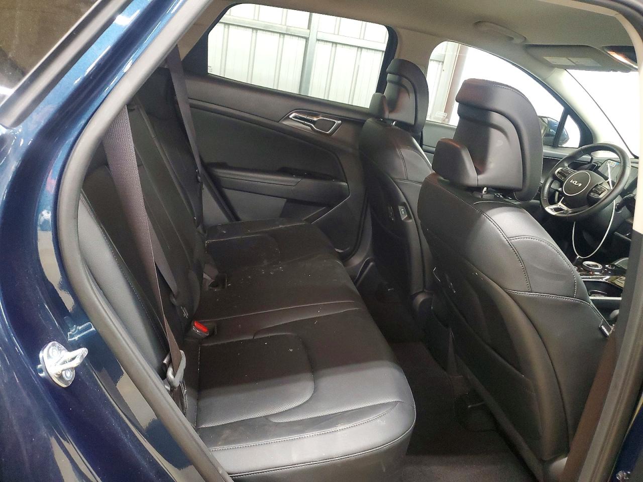 2025 KIA SPORTAGE photo 21