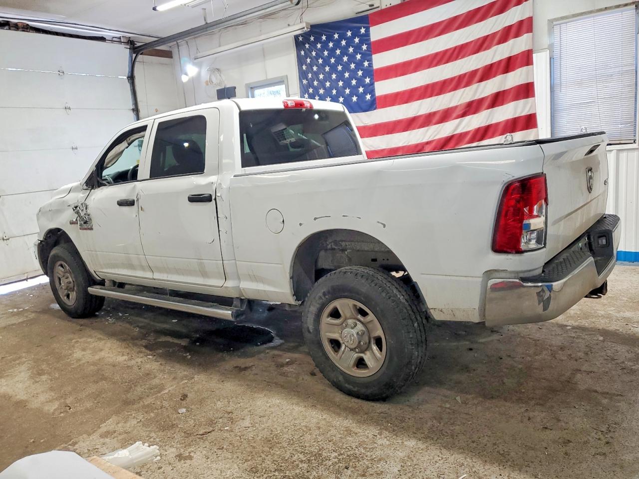 2016 RAM 2500 ST photo 2