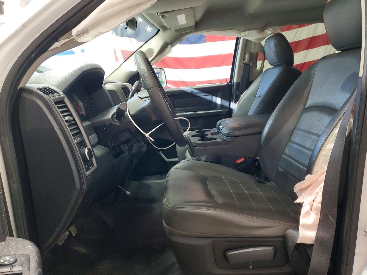 2016 RAM 2500 ST photo 7