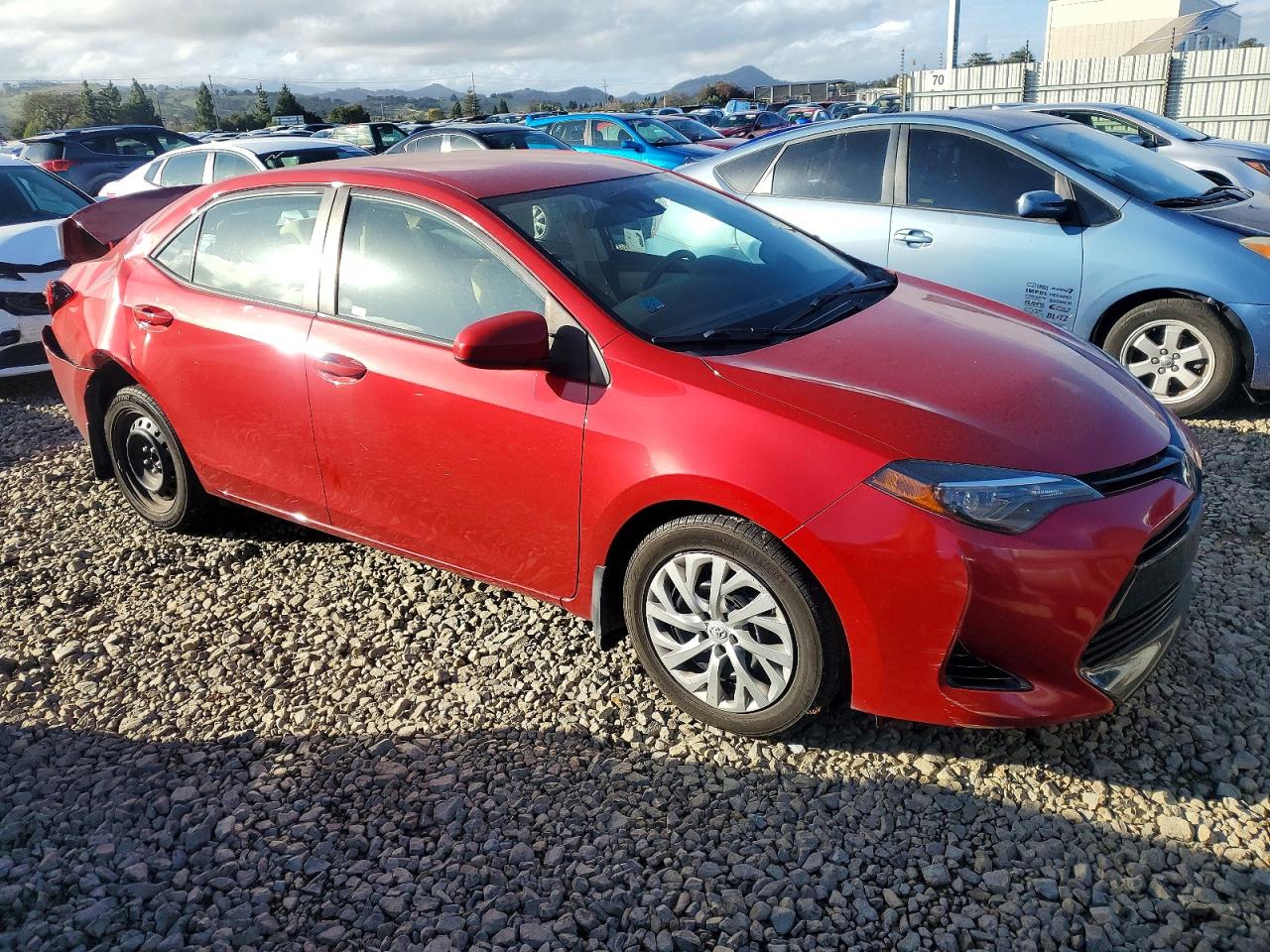 2018 TOYOTA COROLLA L photo 4