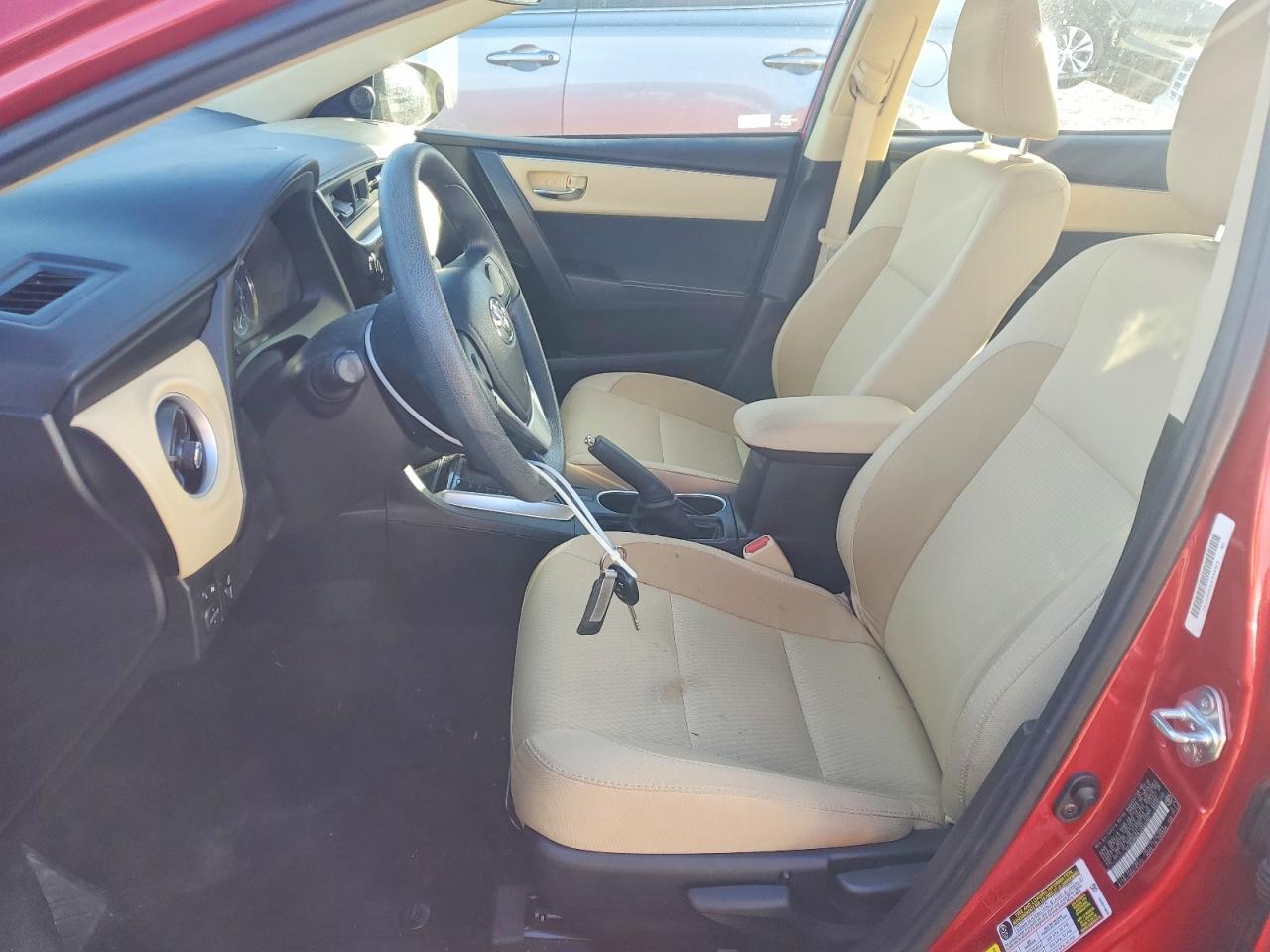 2018 TOYOTA COROLLA L photo 7