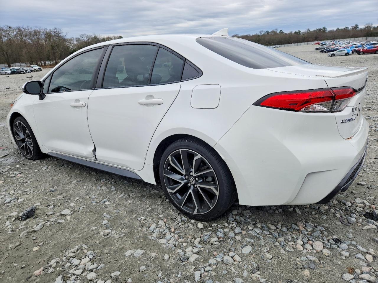 2021 TOYOTA COROLLA SE photo 2