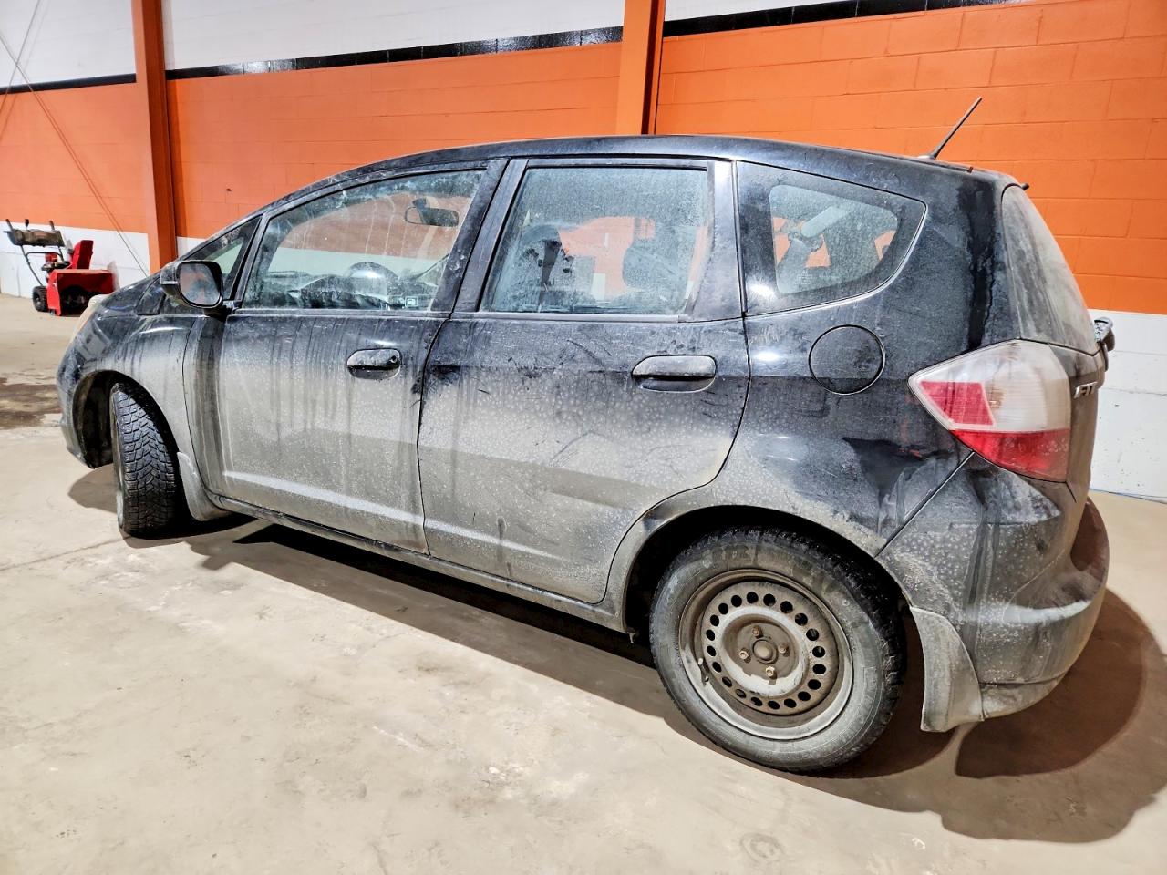 2013 HONDA FIT DX-A photo 2