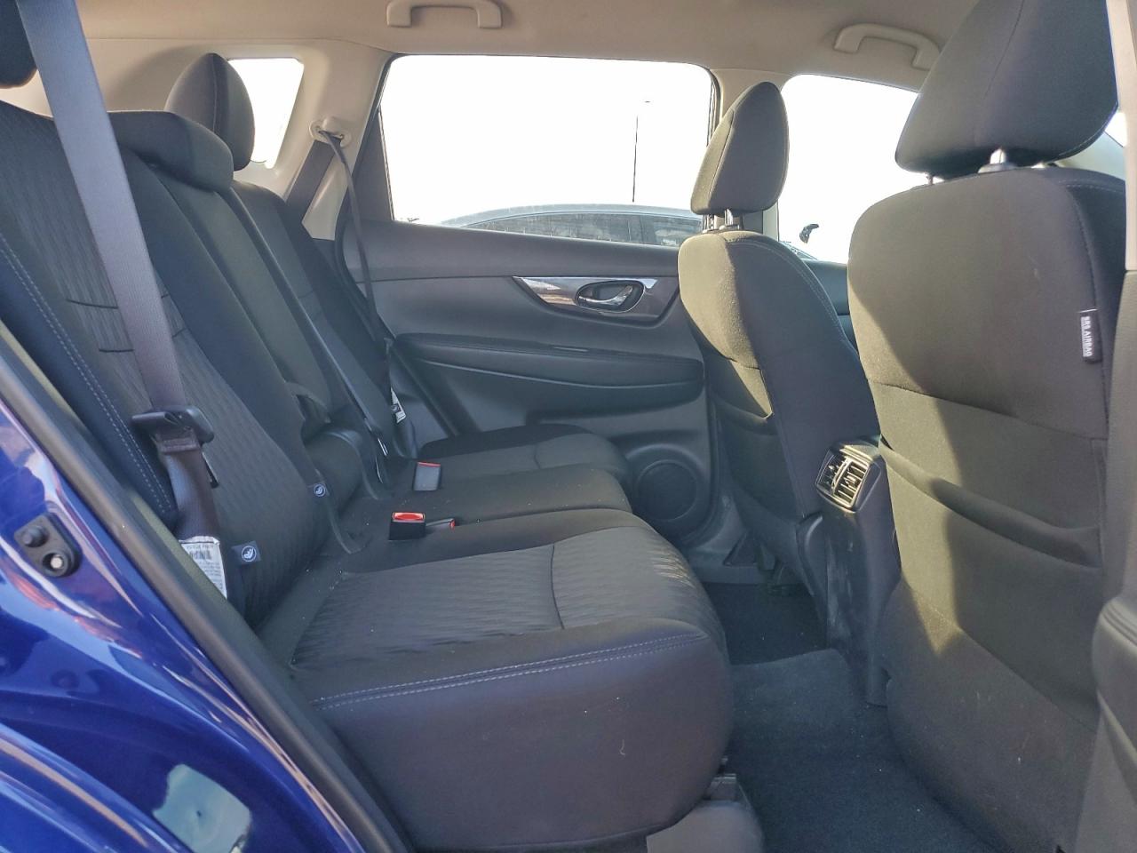 2019 NISSAN ROGUE S photo 11
