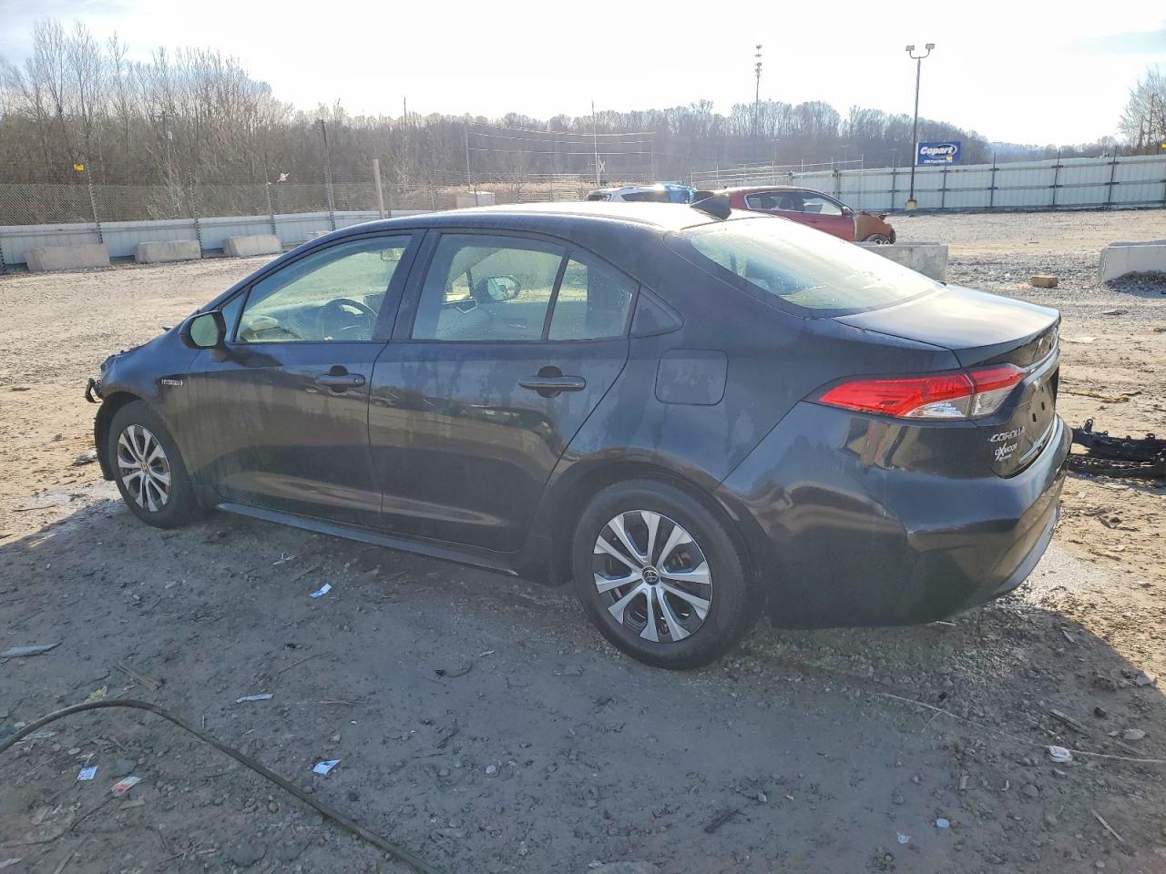 2020 TOYOTA COROLLA LE photo 2