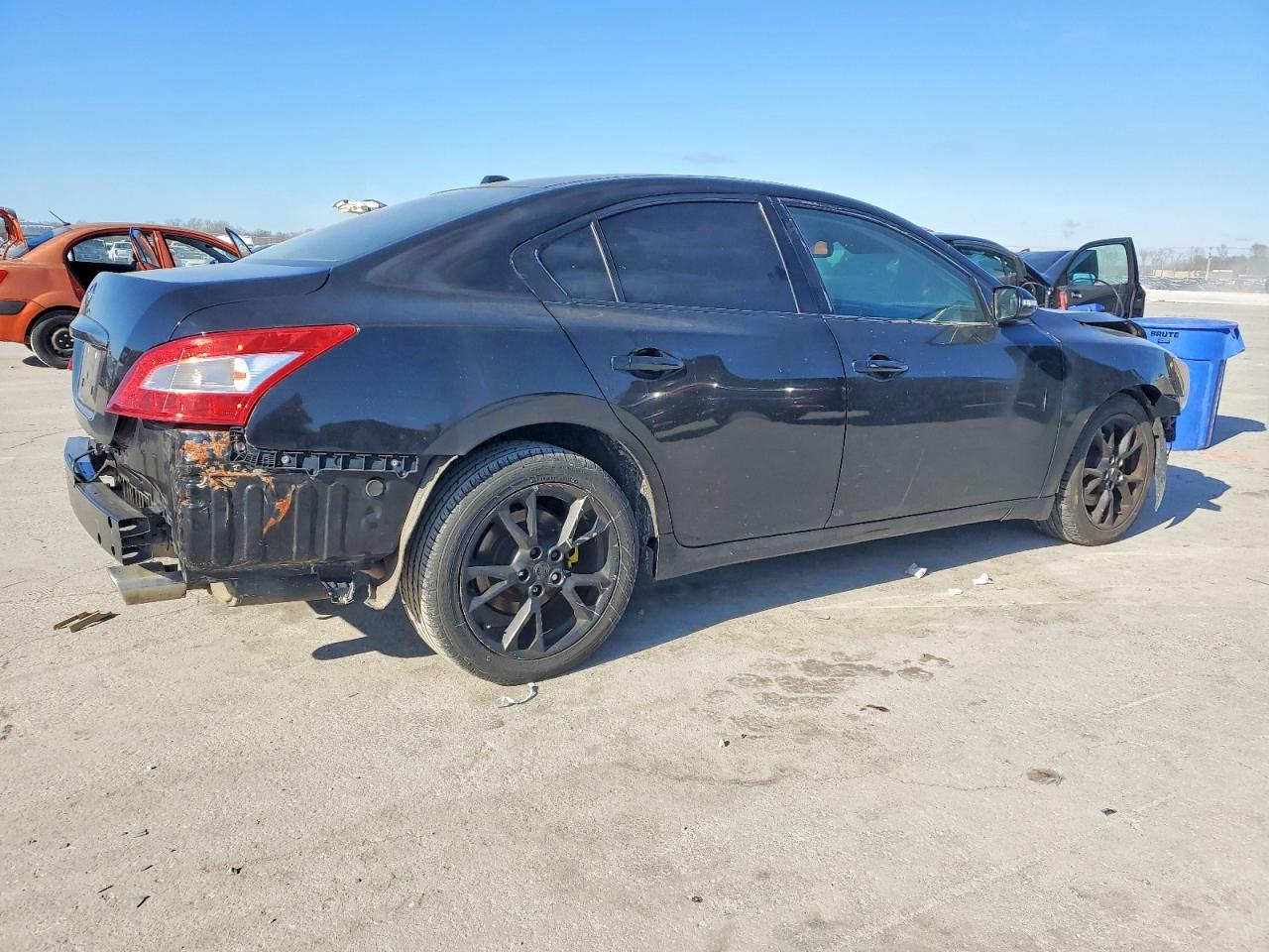 2013 NISSAN MAXIMA S photo 3