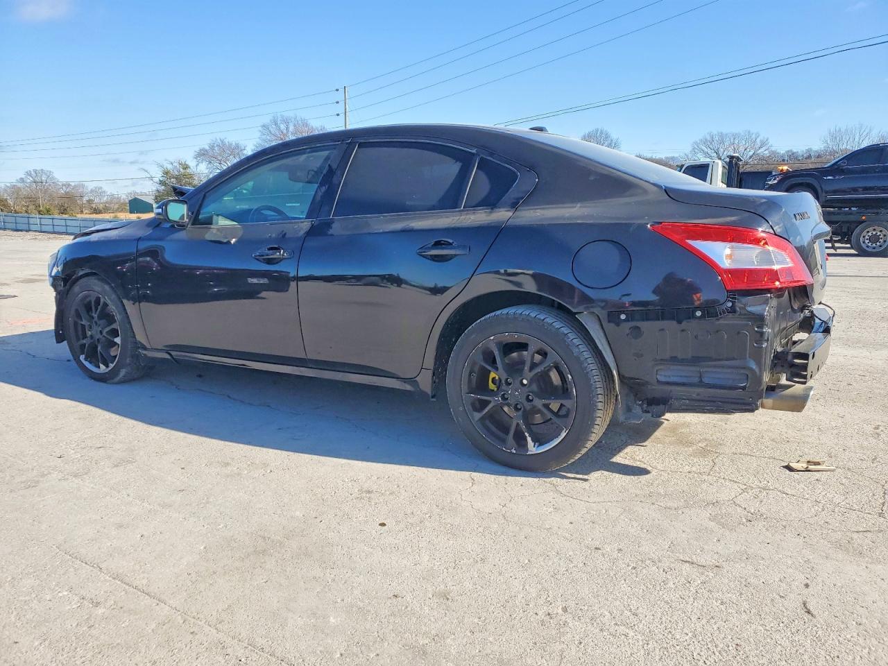 2013 NISSAN MAXIMA S photo 2
