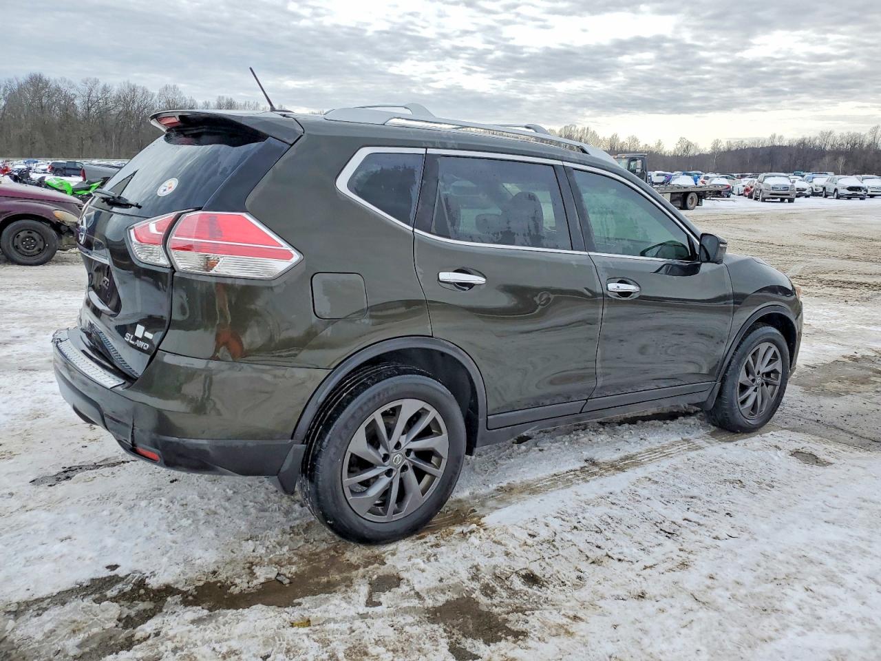 2016 NISSAN ROGUE S photo 3