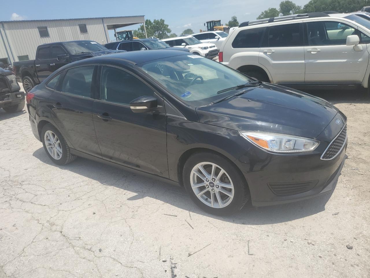 2018 FORD FOCUS photo 4