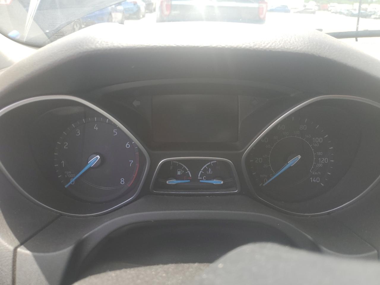 2018 FORD FOCUS photo 9