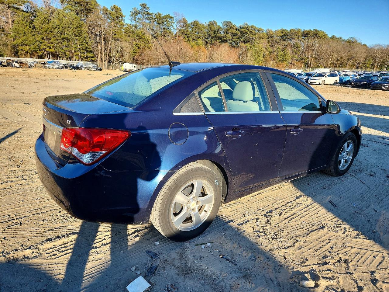 2011 CHEVROLET CRUZE LT photo 3