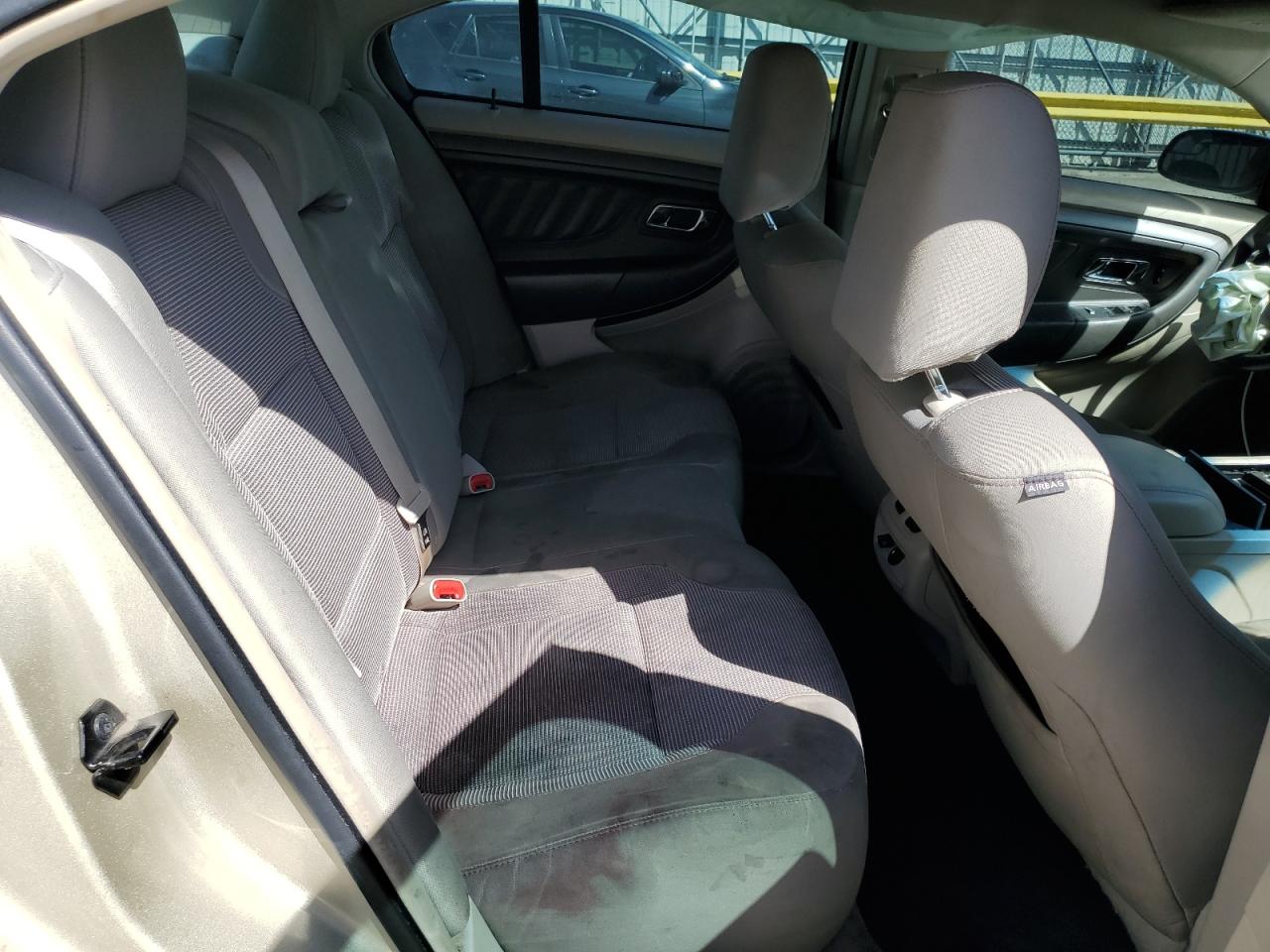 2010 FORD TAURUS SEL photo 10