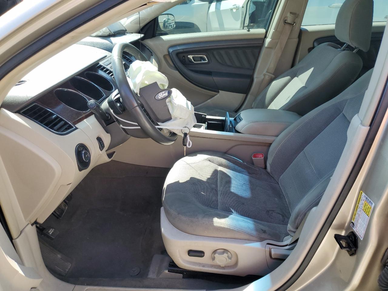 2010 FORD TAURUS SEL photo 7