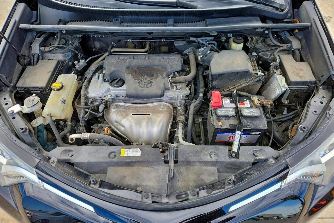 2017 TOYOTA RAV4 XLE photo 11