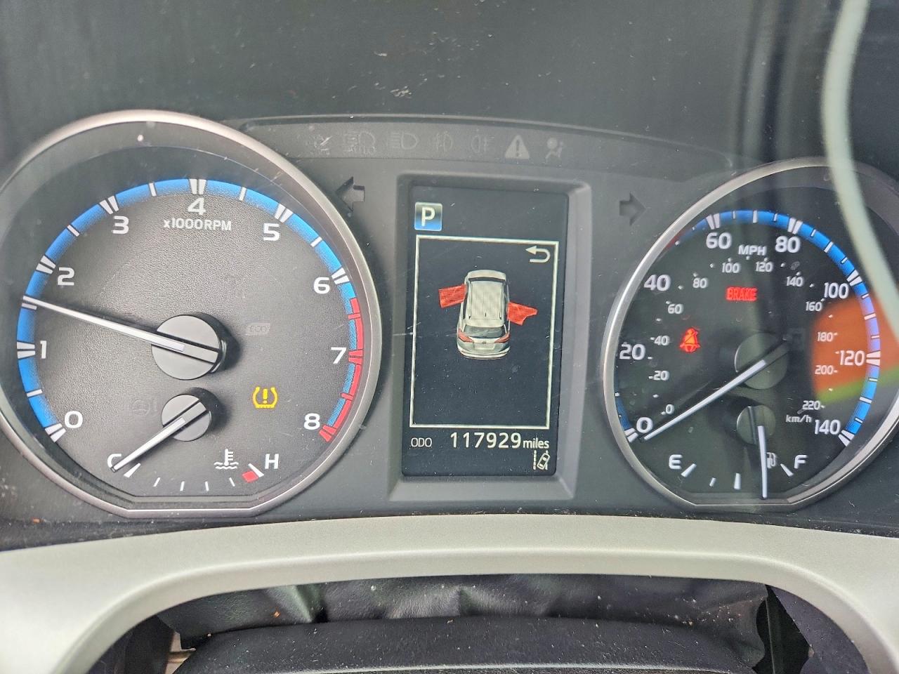 2017 TOYOTA RAV4 XLE photo 9
