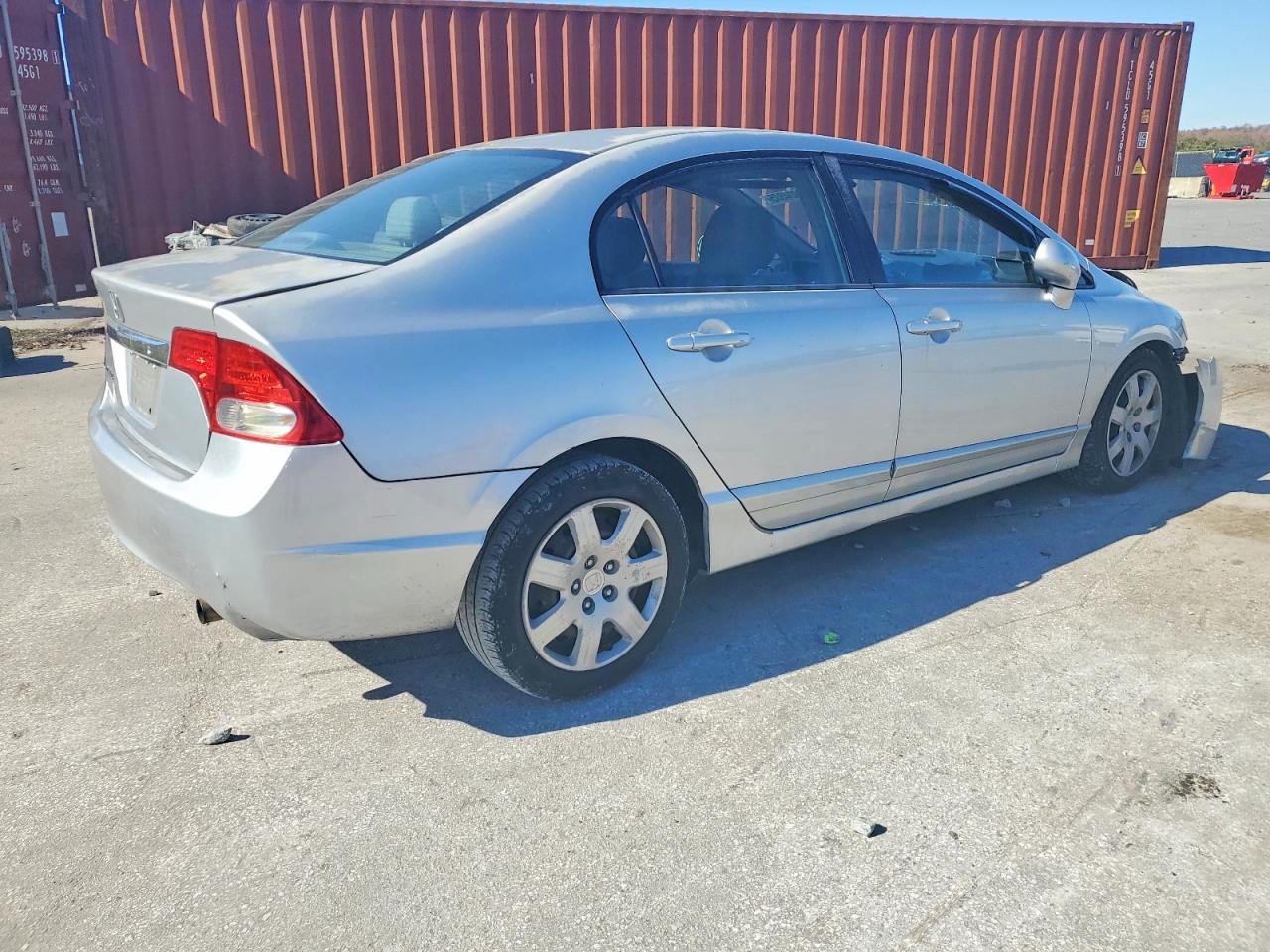 2010 HONDA CIVIC LX photo 3