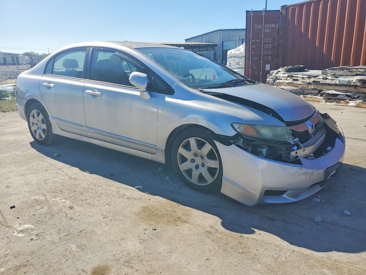 2010 HONDA CIVIC LX photo 4