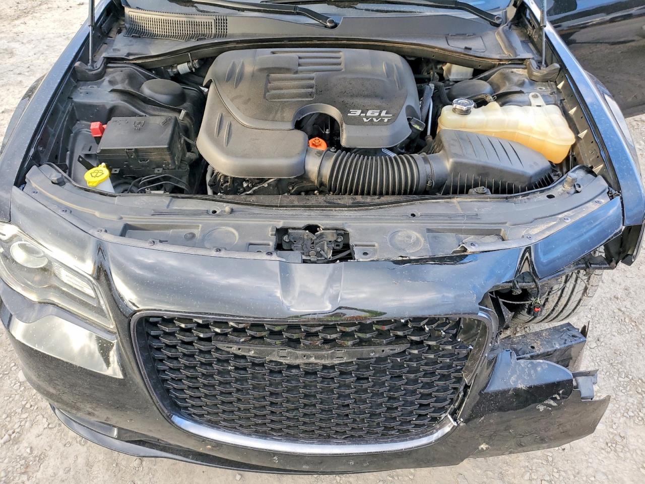 2021 CHRYSLER 300 TOURING photo 11