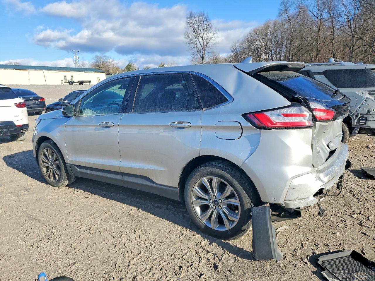 2019 FORD EDGE TITANIUM photo 2