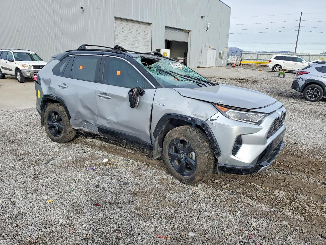 2021 TOYOTA RAV4 XSE photo 4