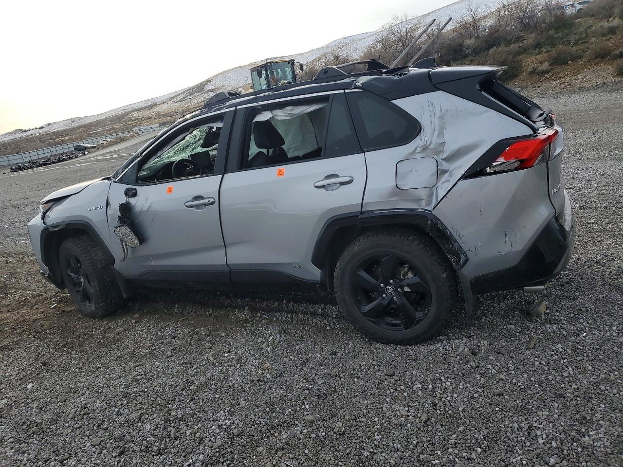 2021 TOYOTA RAV4 XSE photo 2