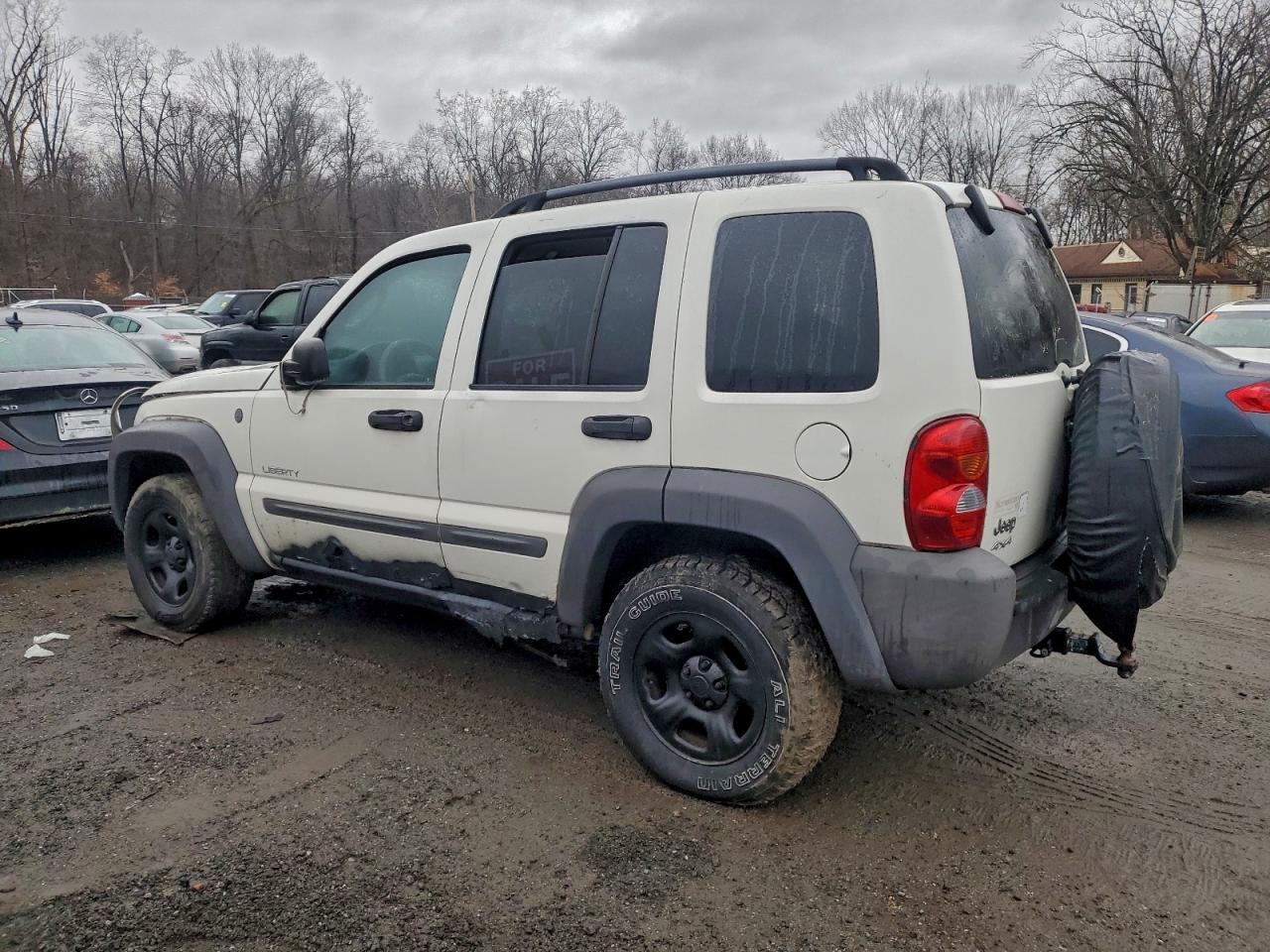 2004 JEEP LIBERTY SPORT photo 2