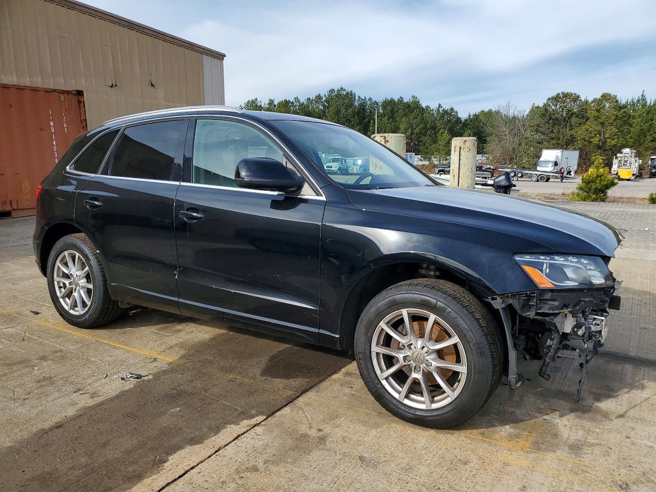 2010 AUDI Q5 PREMIUM PLUS photo 4