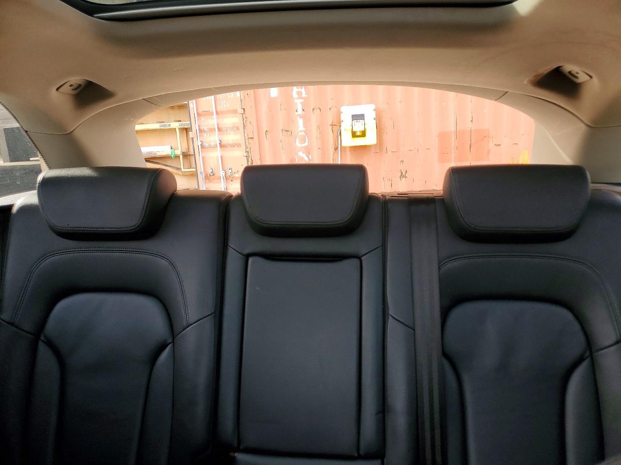 2010 AUDI Q5 PREMIUM PLUS photo 10