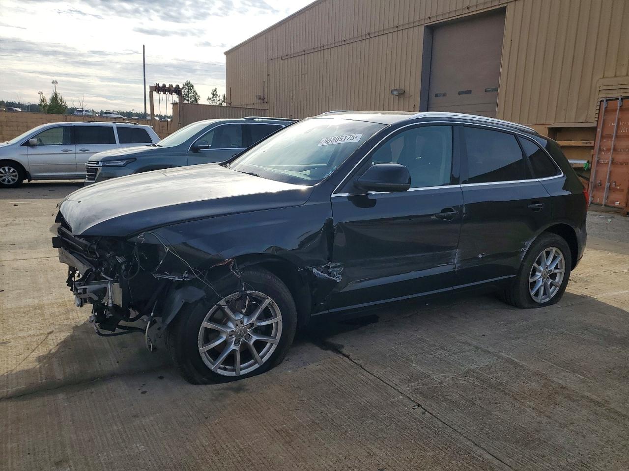 2010 AUDI Q5