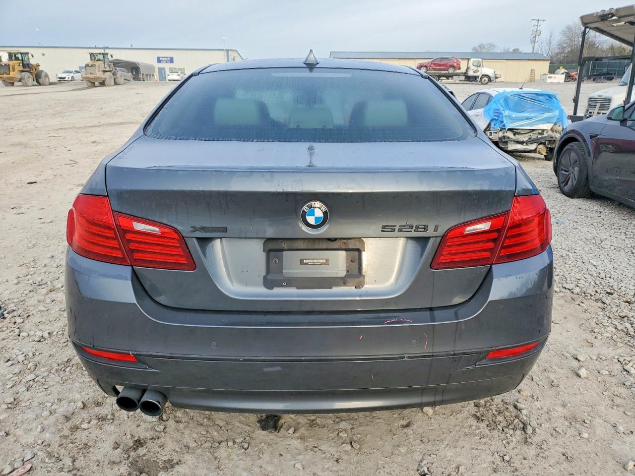 2016 BMW 528 XI photo 6