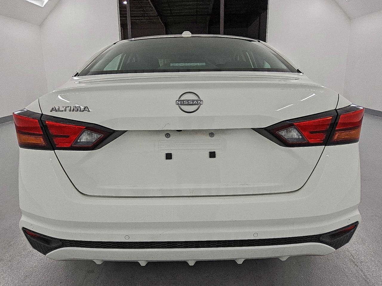 2025 NISSAN ALTIMA SV photo 6