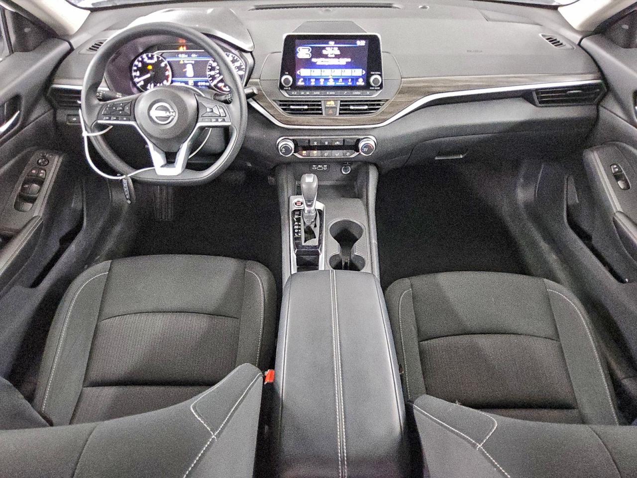 2025 NISSAN ALTIMA SV photo 8