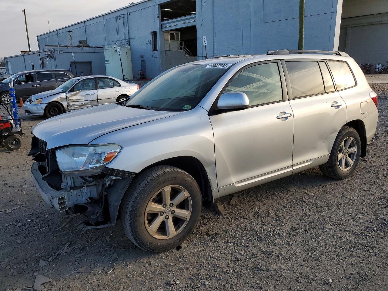 2010 TOYOTA HIGHLANDER