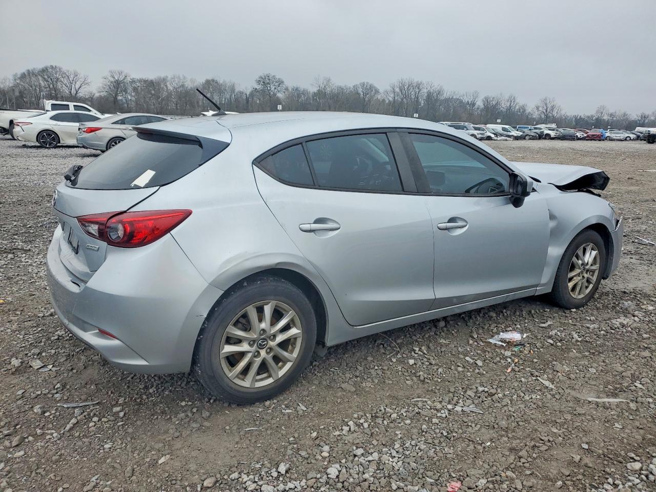 2018 MAZDA 3 SPORT photo 3
