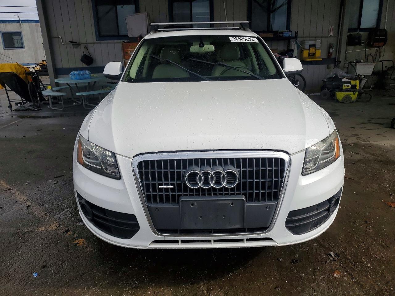 2012 AUDI Q5 PREMIUM PLUS photo 9