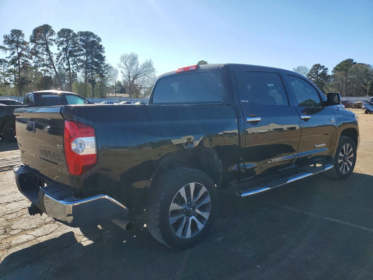 2018 TOYOTA TUNDRA CREWMAX LIMITED photo 3