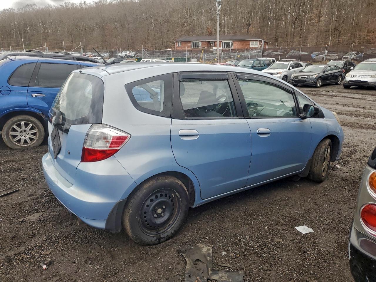 2009 HONDA FIT photo 3