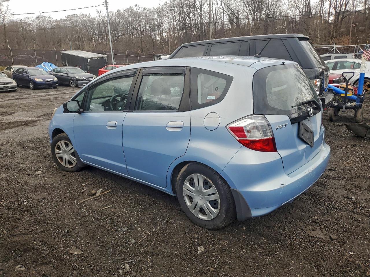 2009 HONDA FIT photo 2