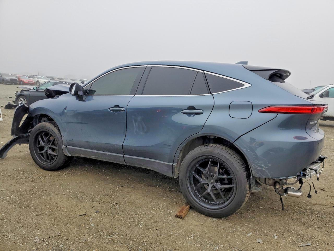 2023 TOYOTA VENZA LE photo 2