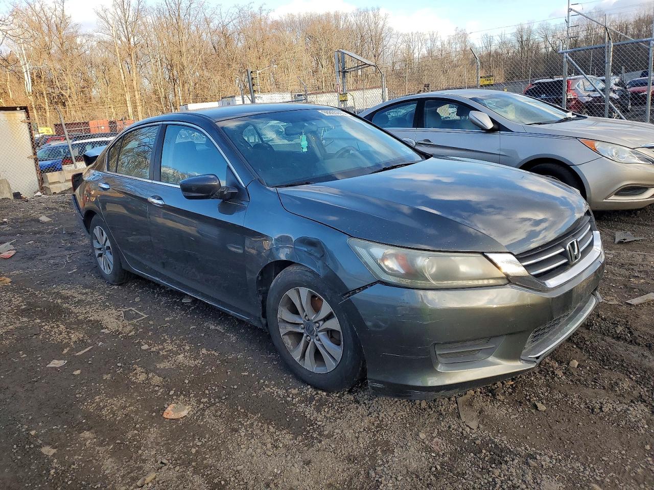 2013 HONDA ACCORD LX photo 7