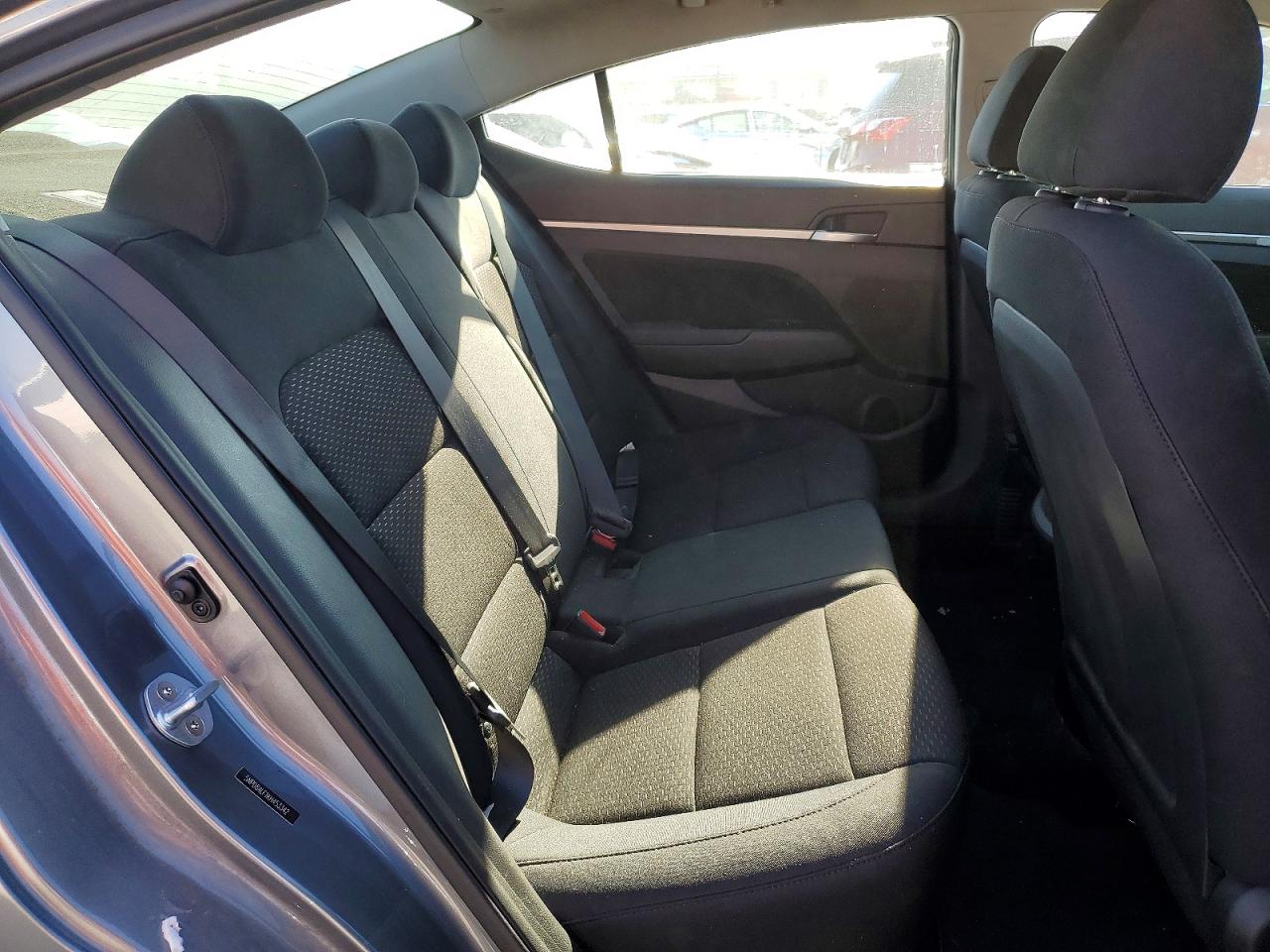 2019 HYUNDAI ELANTRA SEL photo 10