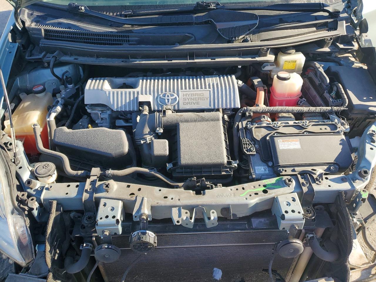 2015 TOYOTA PRIUS photo 11