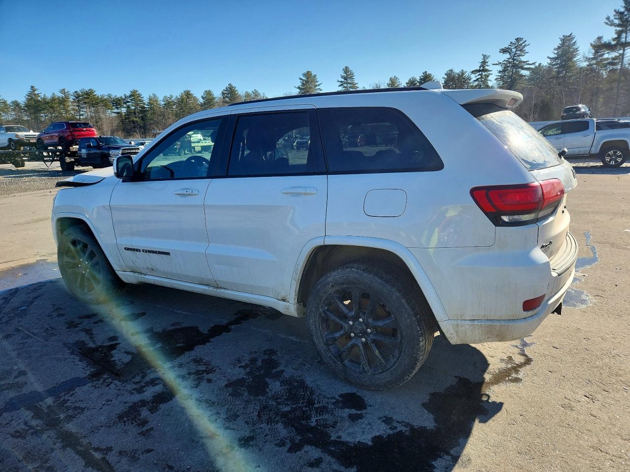 2019 JEEP GRAND CHEROKEE LAREDO photo 2