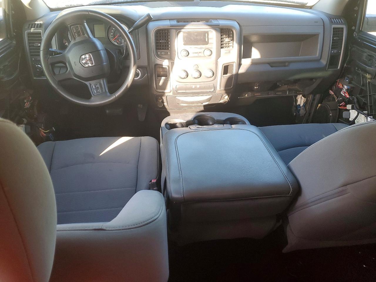2013 RAM 1500 ST photo 8