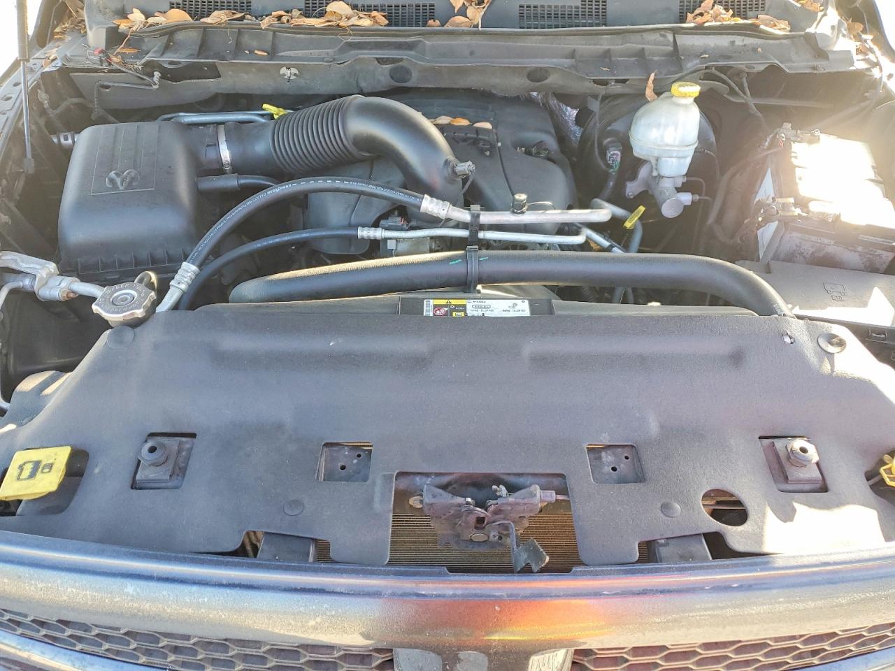 2013 RAM 1500 ST photo 11