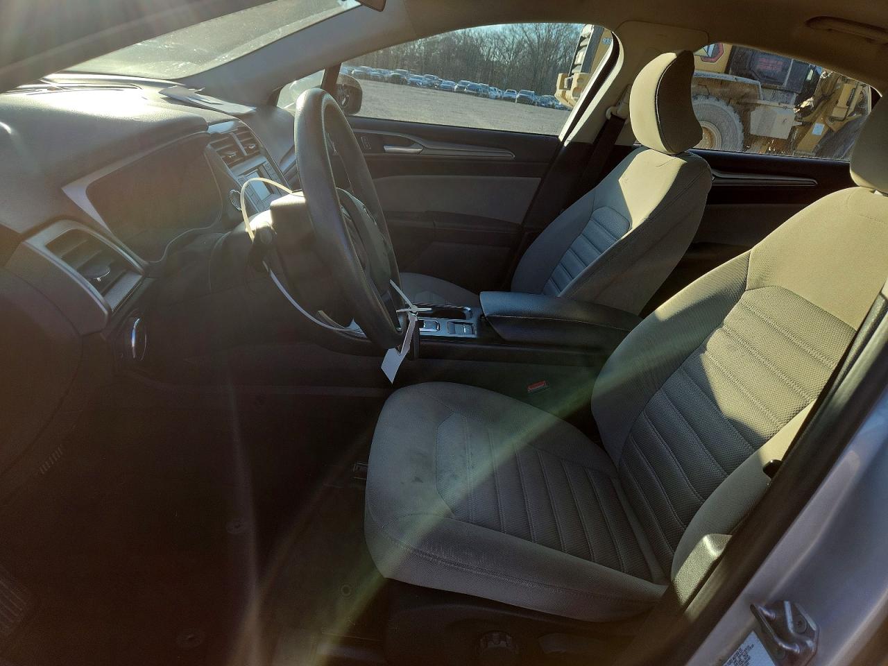 2017 FORD FUSION S photo 7